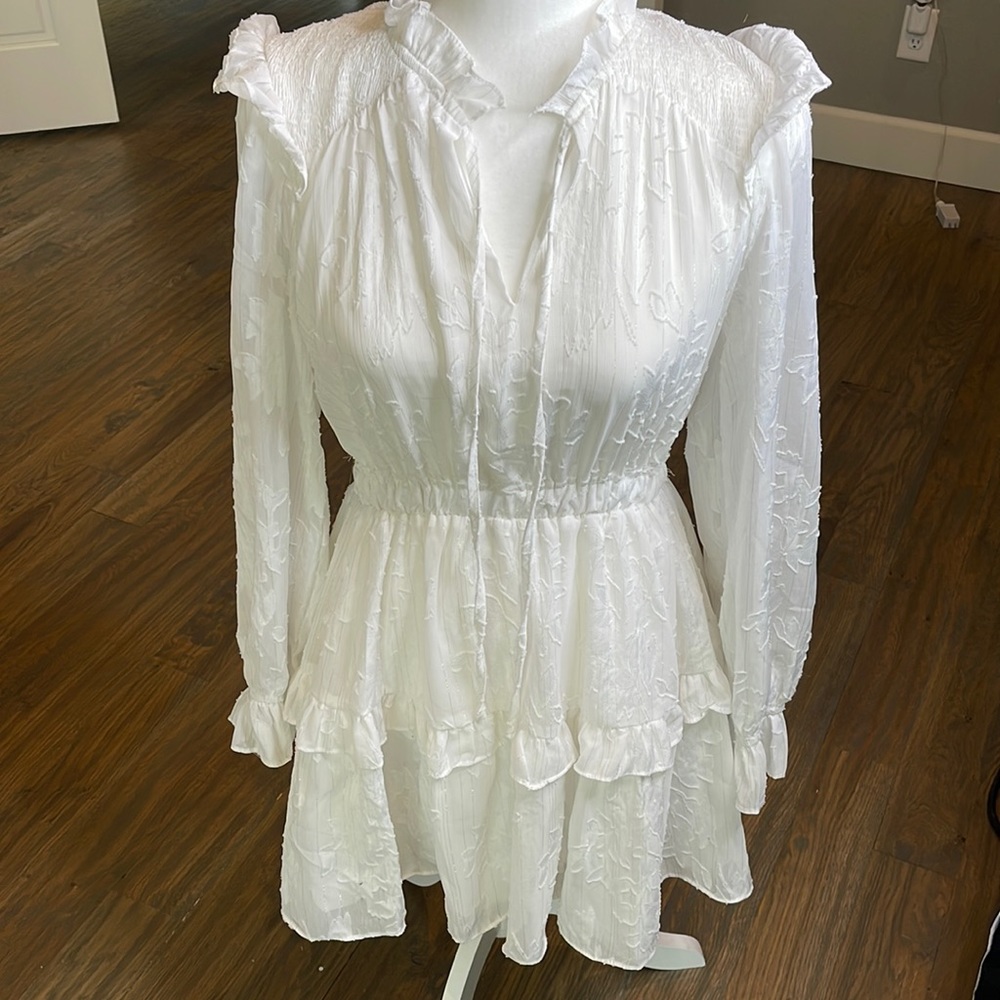 Lulus size small dress. Beautiful dress, worn once.